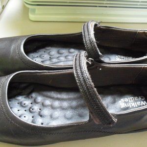 walking cradle women shoes